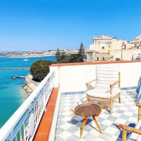 Terrazza Sul Mare Attico "Alfeo E Aretusa" Siraküza Dış mekan fotoğraf